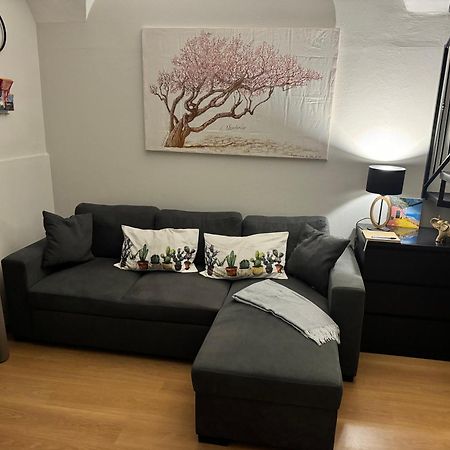 Almond Apartment Катания Екстериор снимка