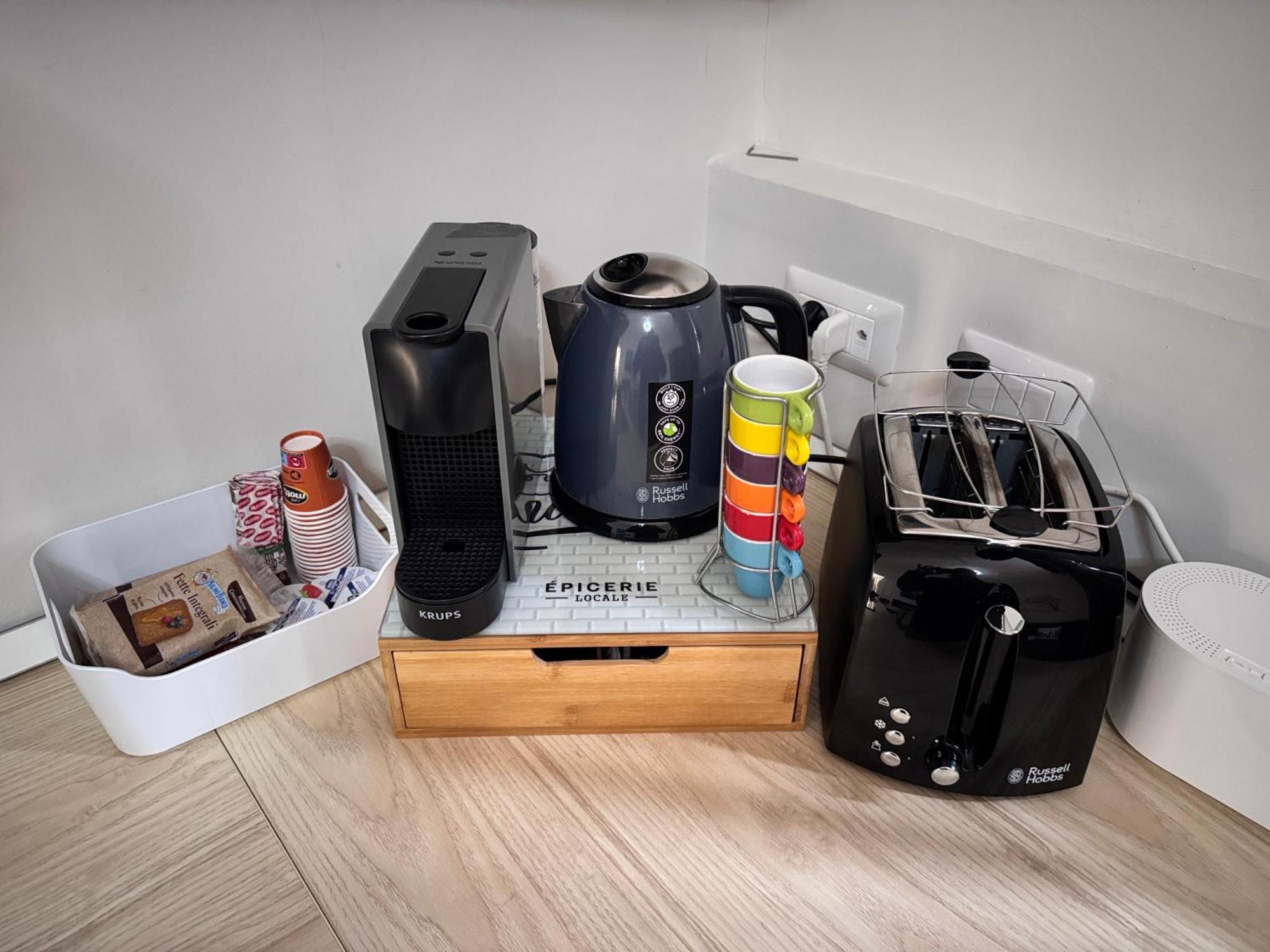 Almond Apartment Катания Екстериор снимка